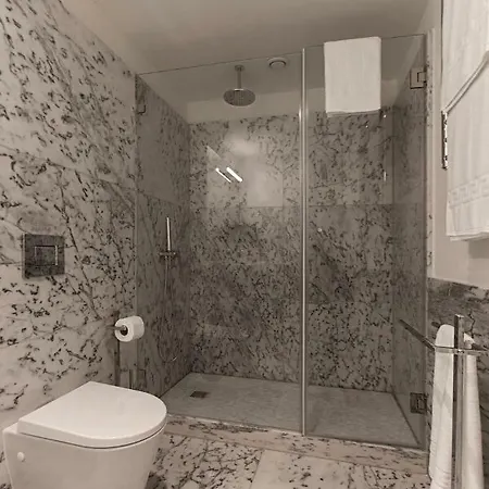 Flh Restauradores Luxus Flat *