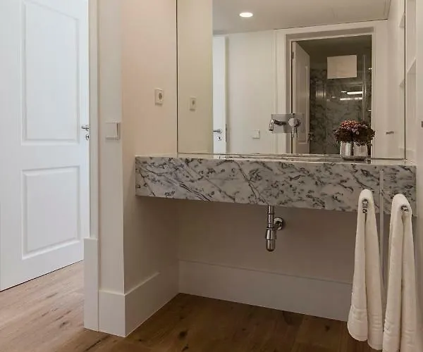 Flh Restauradores Luxus Flat *