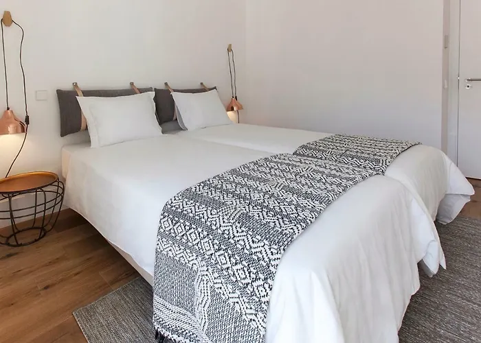 Flh Restauradores Luxus Flat